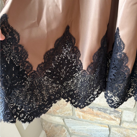 Zara Elegant Brown Satin Skirt with Black Lace Trim size M - Picture 10 of 13